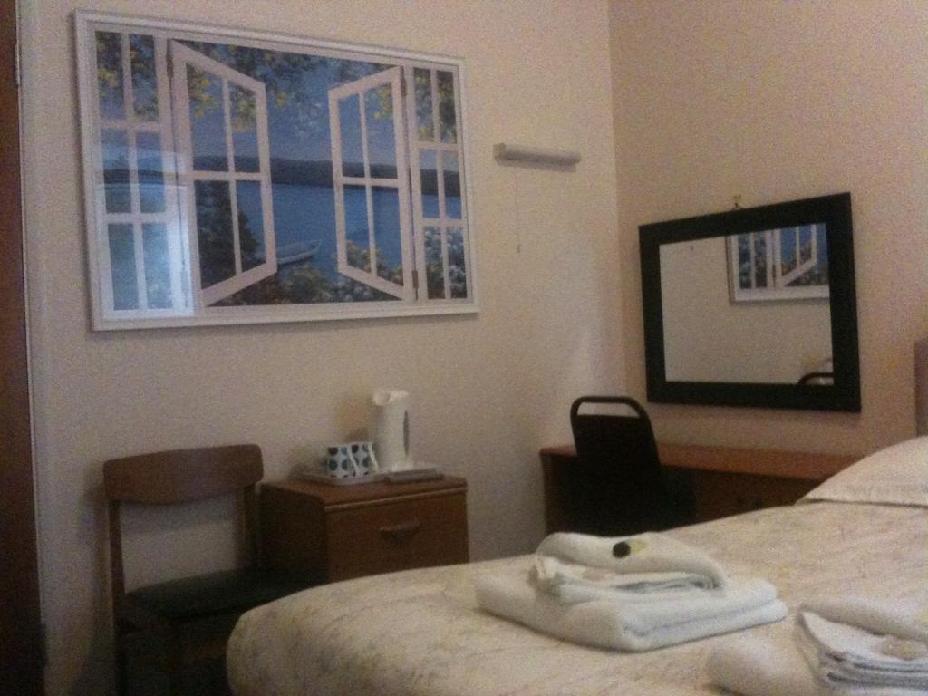 Hotel Victoria Грейт-Ярмут Номер фото